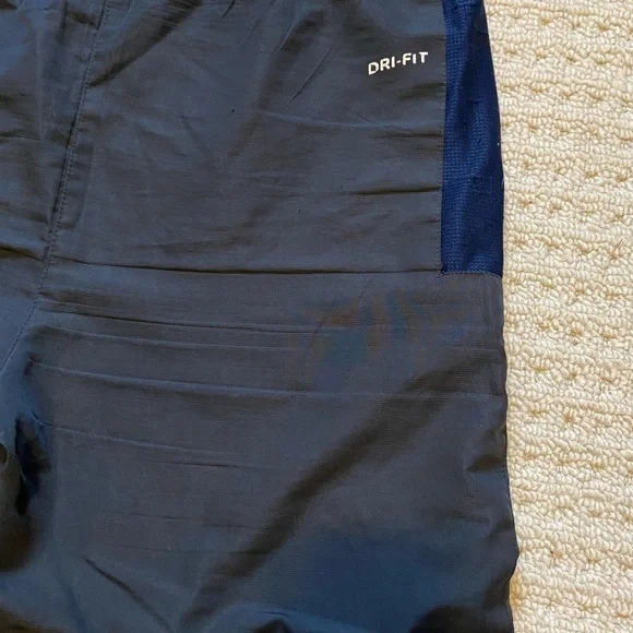 Nike DrI Fit Vintage Shorts Rare Large - Picture 7 of 12